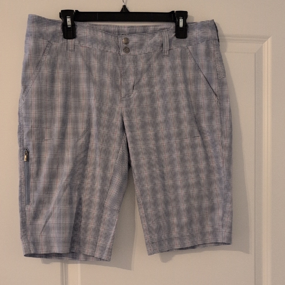 Columbia Women's's Blue Plaid Flat Front Shorts